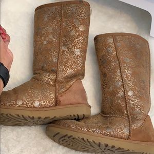 Women’s size 5 UGG boots